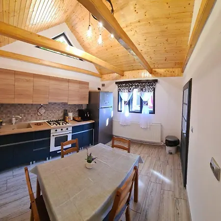 Casa Bunicului Șuncuiuș